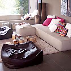 MIRIAM HOCK | HOMESTYLE | SITZEN UND LIEGEN