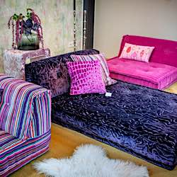 MIRIAM HOCK | HOMESTYLE | SITZEN UND LIEGEN