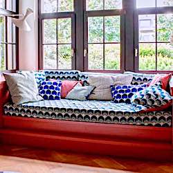 MIRIAM HOCK | HOMESTYLE | SITZEN UND LIEGEN